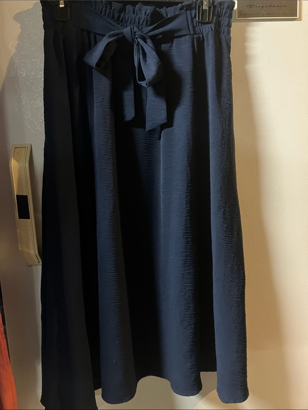 Women’s Navy Tie-Waist Midi Skirt
